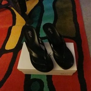 Black Chicklet Wedge Thong Sandal